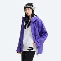 
                  
                    Women's 3L rain jacket under 300g - close-up details of zippers cuffs and seams, for hiking and mountain adventures
                  
                