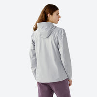 
                  
                    Women's fitted softshell for hiking and everyday wear - black waterproof softshell jacket views, on-model front view
                  
                