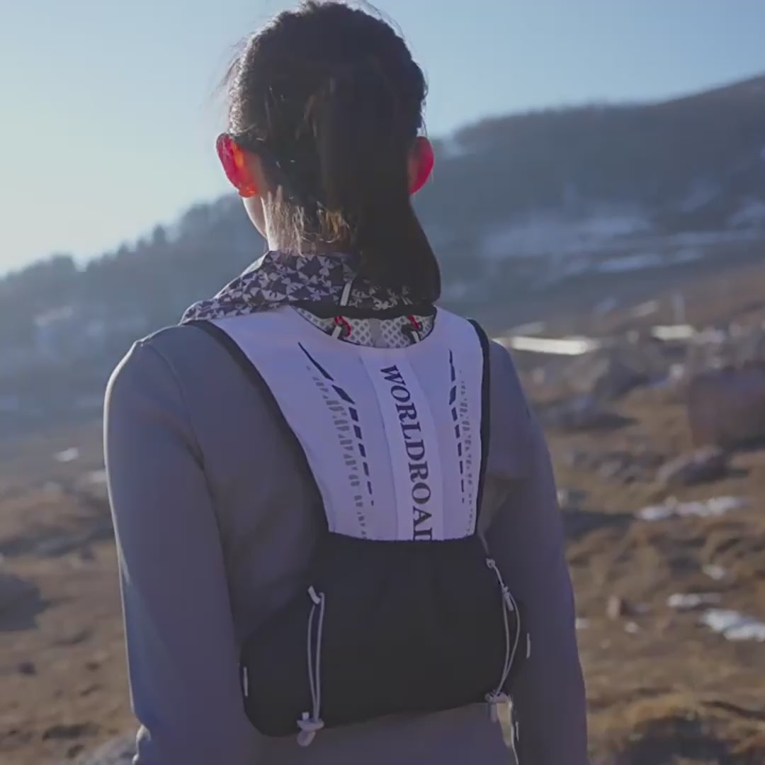 Swift Water-Repellent Vest Pack